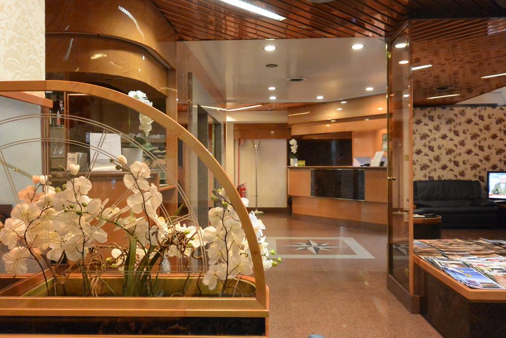 Hotel Lido Milan Exterior photo
