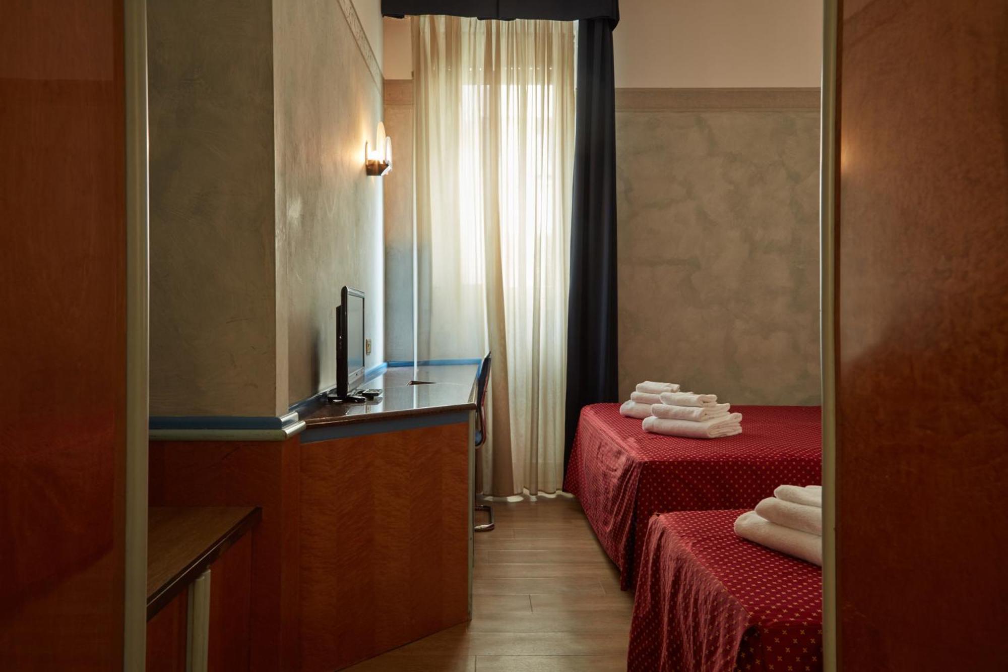 Hotel Lido Milan Exterior photo